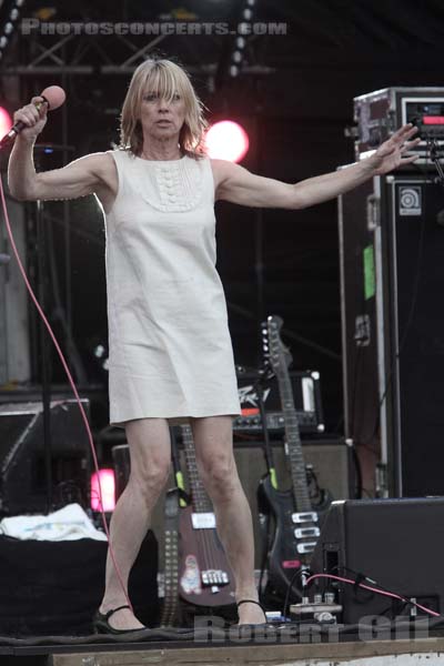 SONIC YOUTH - 2007-07-01 - CERGY - Base de Loisirs - 